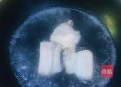 蒜苗回锅肉的做法图解2