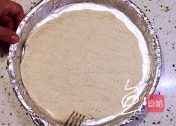 菠蘿蝦仁披薩的做法圖解7