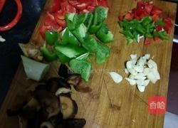 黄焖鸡的做法图解2