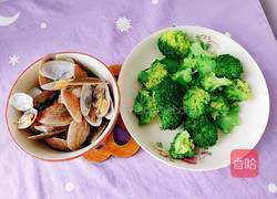 蛤蜊炒西兰花的做法图解6
