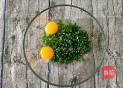 韭菜虾皮鸡蛋卷的做法图解3