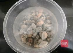 红烧花蛤的做法图解1