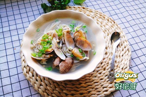 金针菇蛤蜊汤