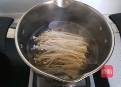 金针菇蛤蜊汤的做法图解8
