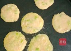 丝瓜鲜虾饼 (宝宝辅食）的做法图解12