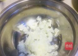 不能没有你（蛋白木耳炒青菜粒火腿肠粒）的做法图解1