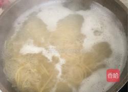 西红柿意大利面的做法图解1