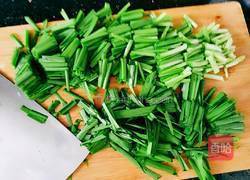 虾仁炒韭菜的做法图解6