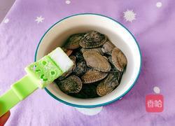 蛤蜊玉米番茄牛骨汤的做法图解3