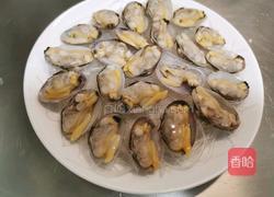 蒜蓉粉丝蒸花甲的做法图解8