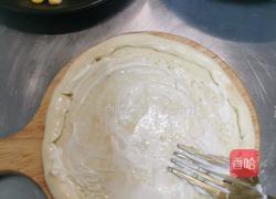 虾仁披萨的做法图解2