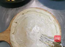 Illustration of how to make shrimp pizza 2