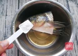 鱼头豆腐汤的做法图解3
