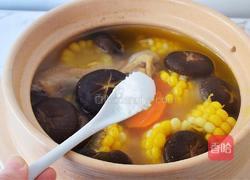香菇玉米胡萝卜鸡汤的做法图解9