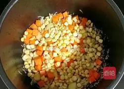 Quinoa, Scallop and Vegetable Porridge Recipe Illustration 8