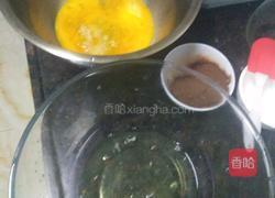 朱古力蛋糕卷的做法图解2