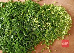 韭菜虾皮鸡蛋水饺的做法图解2