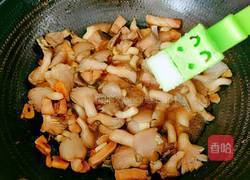 海鱼炒秀珍菇的做法图解12