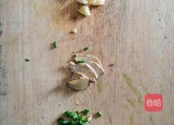 花甲炒丝瓜的做法图解3