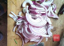 洋葱青椒炒鸡蛋的做法图解1