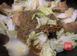 白菜猪肉炖粉条的做法图解8