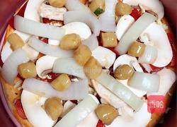 扇贝海鲜披萨的做法图解9