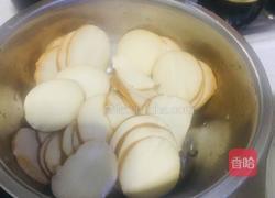 西芹炒素鸡的做法图解1