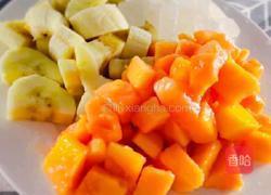 木瓜奶昔的做法图解1