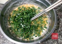 韭菜鸡蛋煎饼的做法图解4
