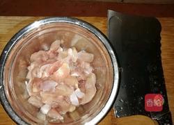 香菇片炒鸡肉的做法图解4