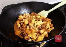 油腐乳红烧肉炖干豆结的做法图解16