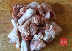 黄焖鸡块的做法图解2