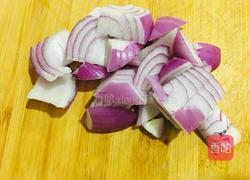 辣白菜炒五花肉的做法图解3