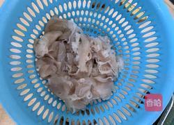 洋葱炒羊肉的做法图解2