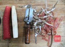 胡萝卜山药排骨汤的做法图解2