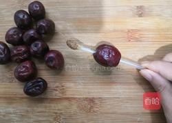 桃胶红枣百合汤的做法图解5