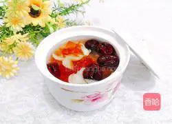 Illustration of how to make peach gum, red dates and lily soup 14