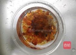 桃胶红枣百合汤的做法图解2