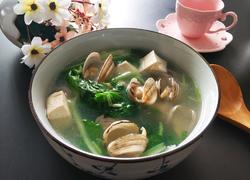 小白菜蚶子豆腐汤