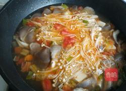 双菇番茄豆腐汤的做法图解13