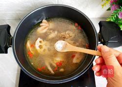 莲藕炖鸡汤的做法图解10