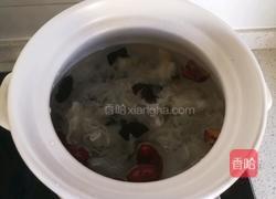 红枣桂圆双耳汤的做法图解8