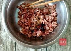 萝卜丝丸子汤的做法图解1