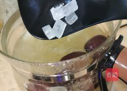 银耳百合雪梨红枣汤的做法图解10