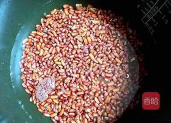 红豆牛奶汤(调经补血)的做法图解4