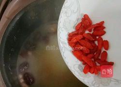 瑶柱花生猪肚汤的做法图解12