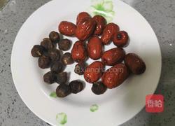 桂圆红枣薏米汤的做法图解3