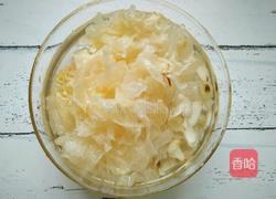 紫薯银耳百合羹的做法图解2