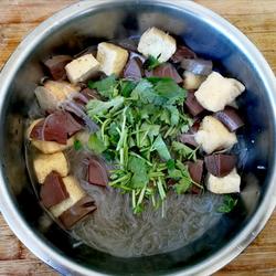 鸭血粉丝汤的做法[图]