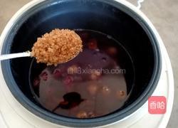 滋补桂圆红枣黑米羹的做法图解8